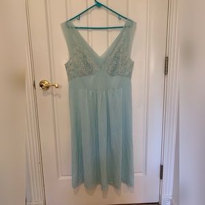 Vintage Slip Light Blue